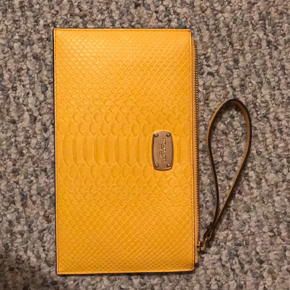Michael Kors wristlet